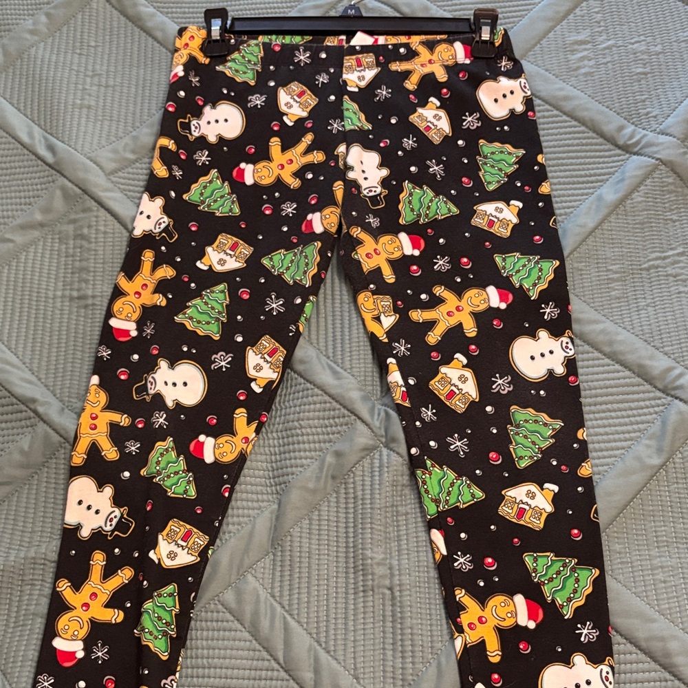 No Boundaries Festive Black Leggings with Holiday Print